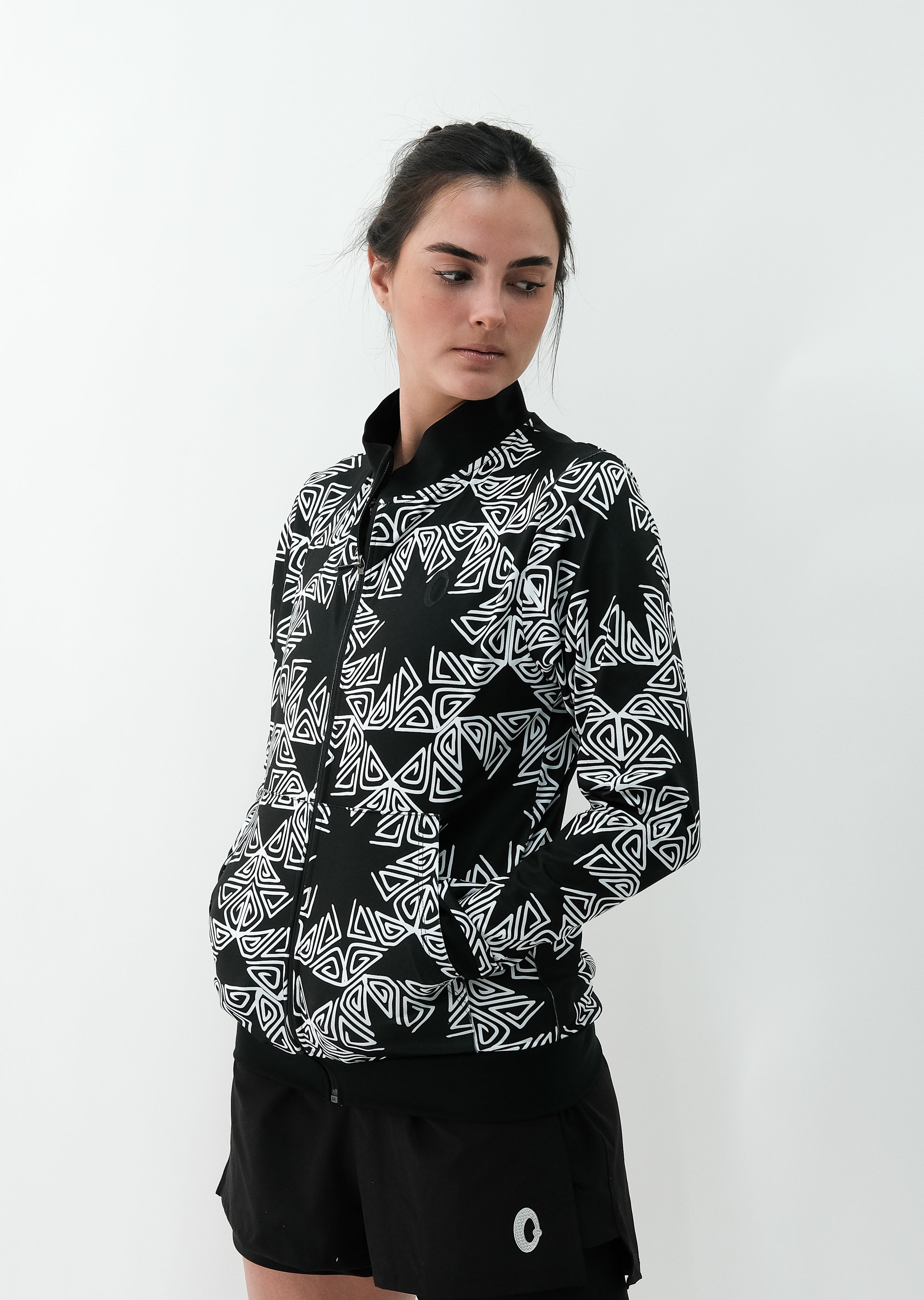 Chamarra Mujer Neck Espiral Triangular Mandala