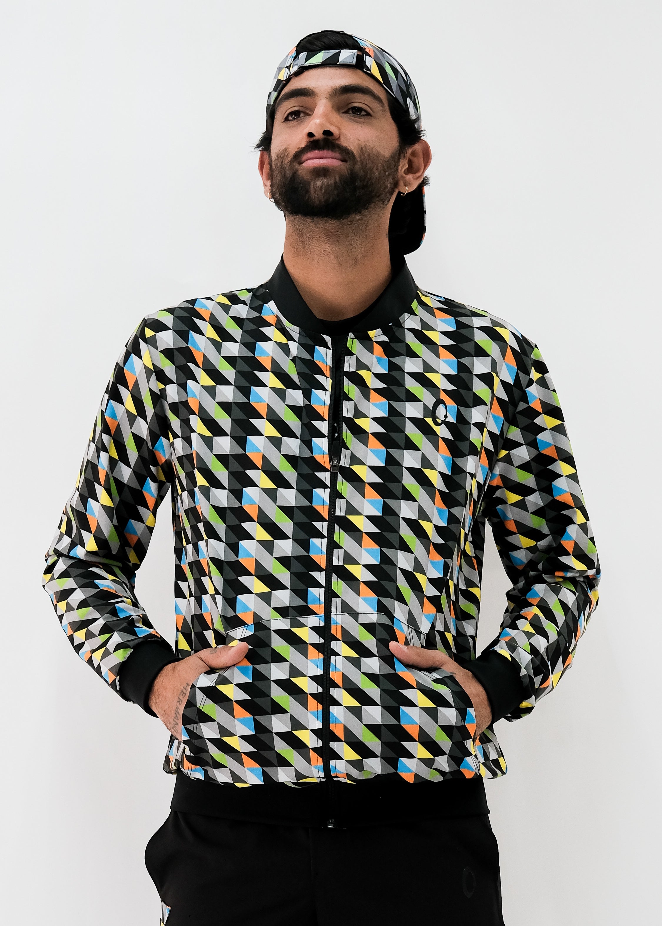 Chamarra Bomber Hombre Triangulos