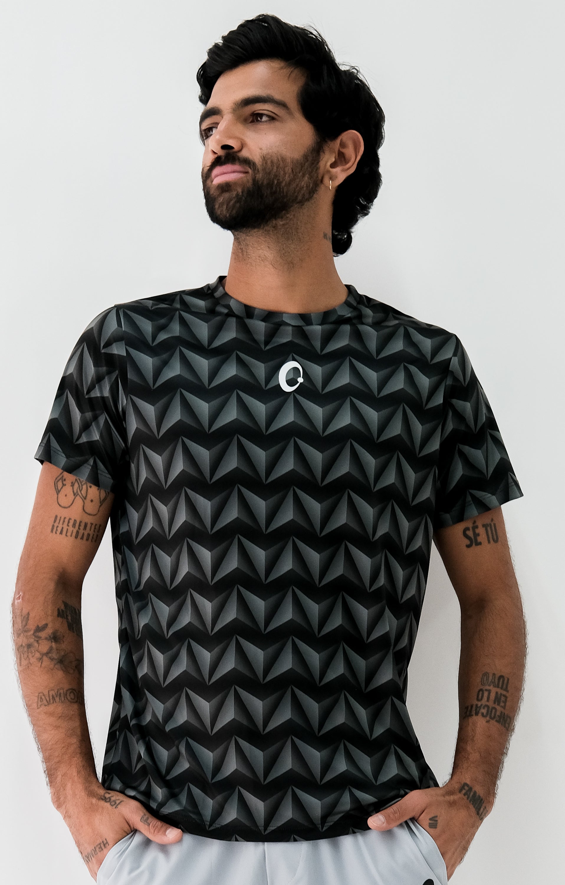 Playera Hombre Clasica Triangulos 3d