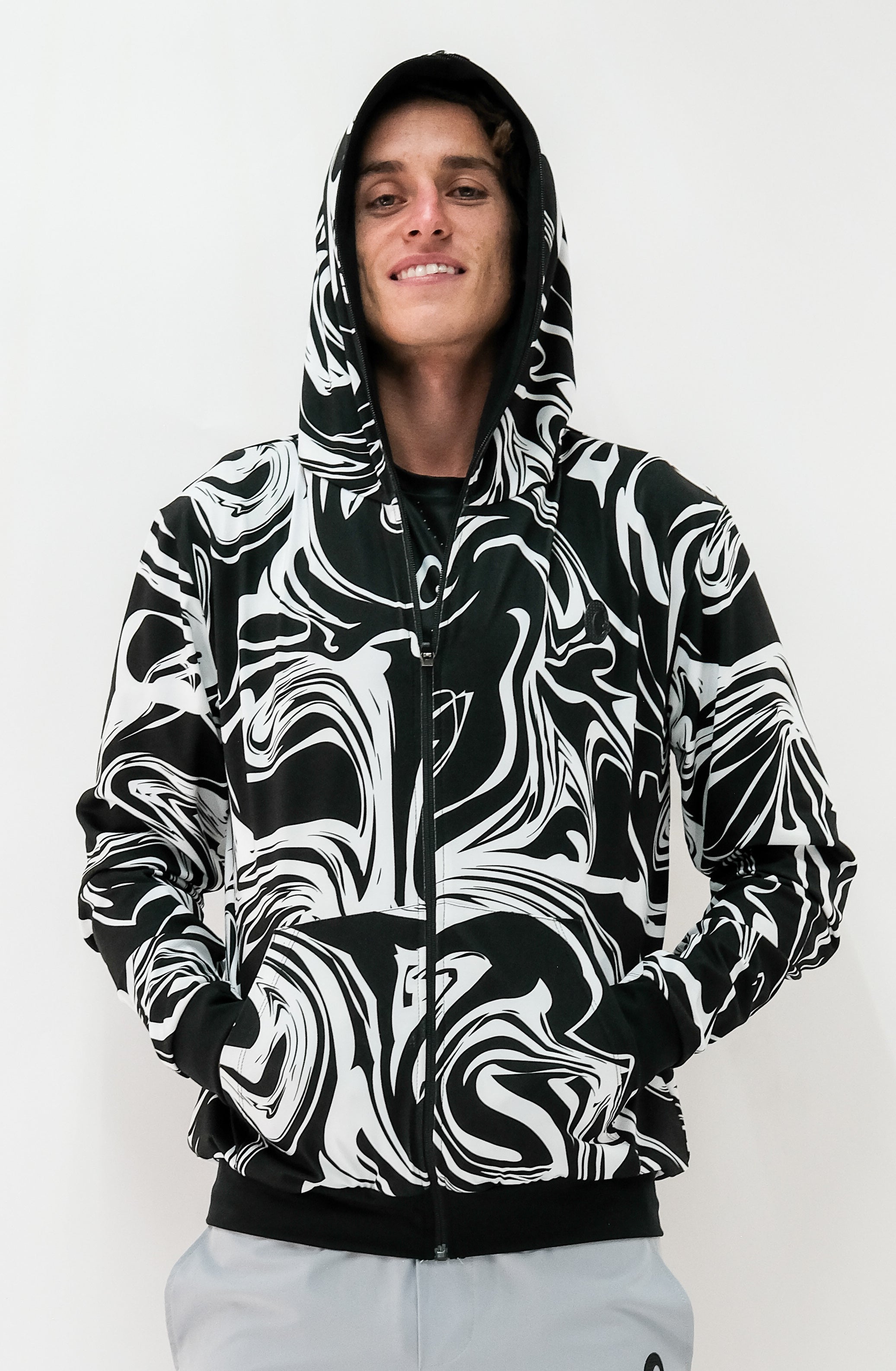 Chamarra con gorro hombre proyecciones