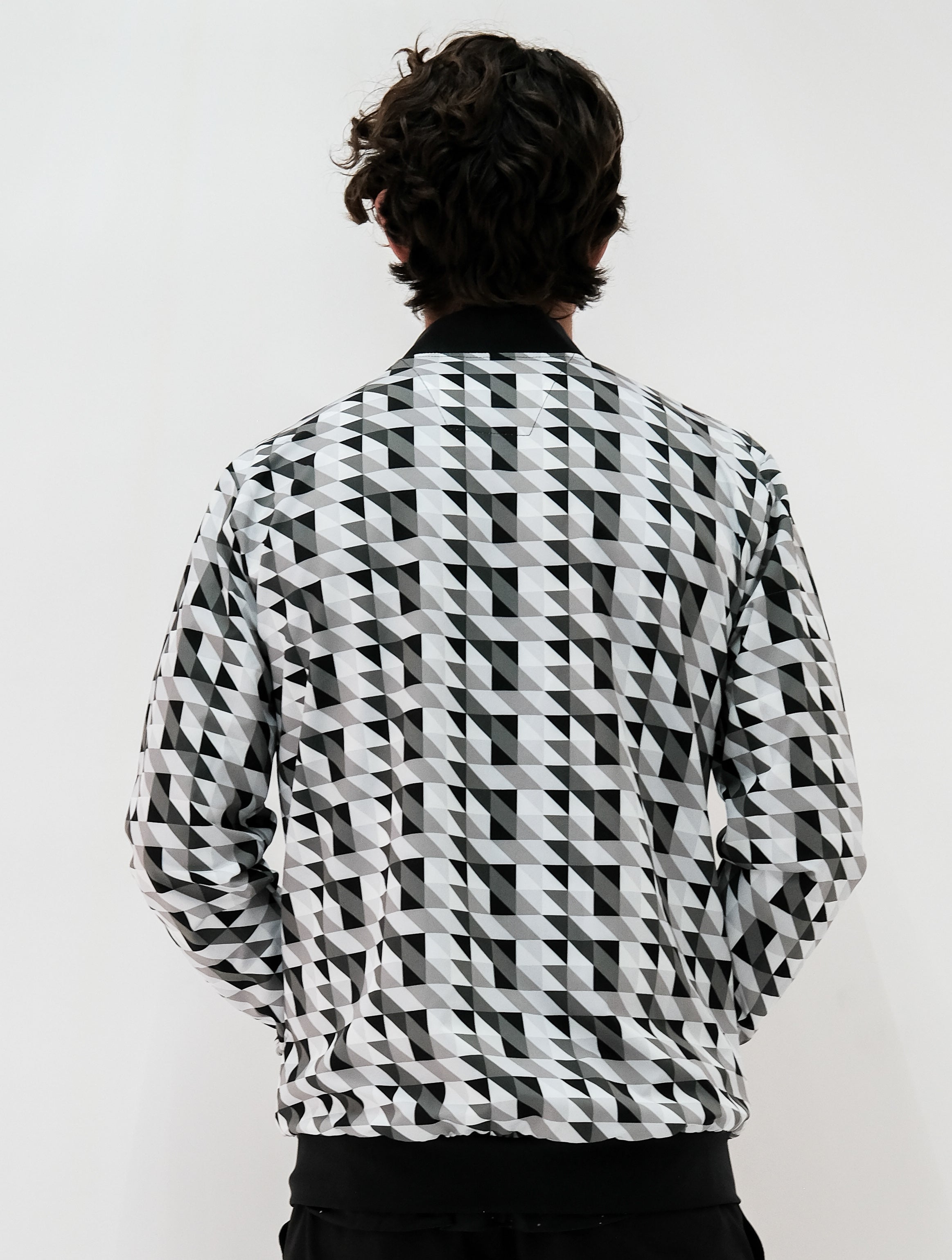 Chamarra Bomber Hombre Triangulos