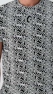 Playera Hombre Clasica Triangulos Espiral