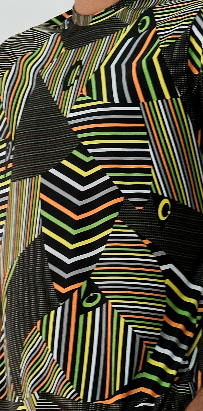 Playera Hombre Clásica Triángulos Rayas