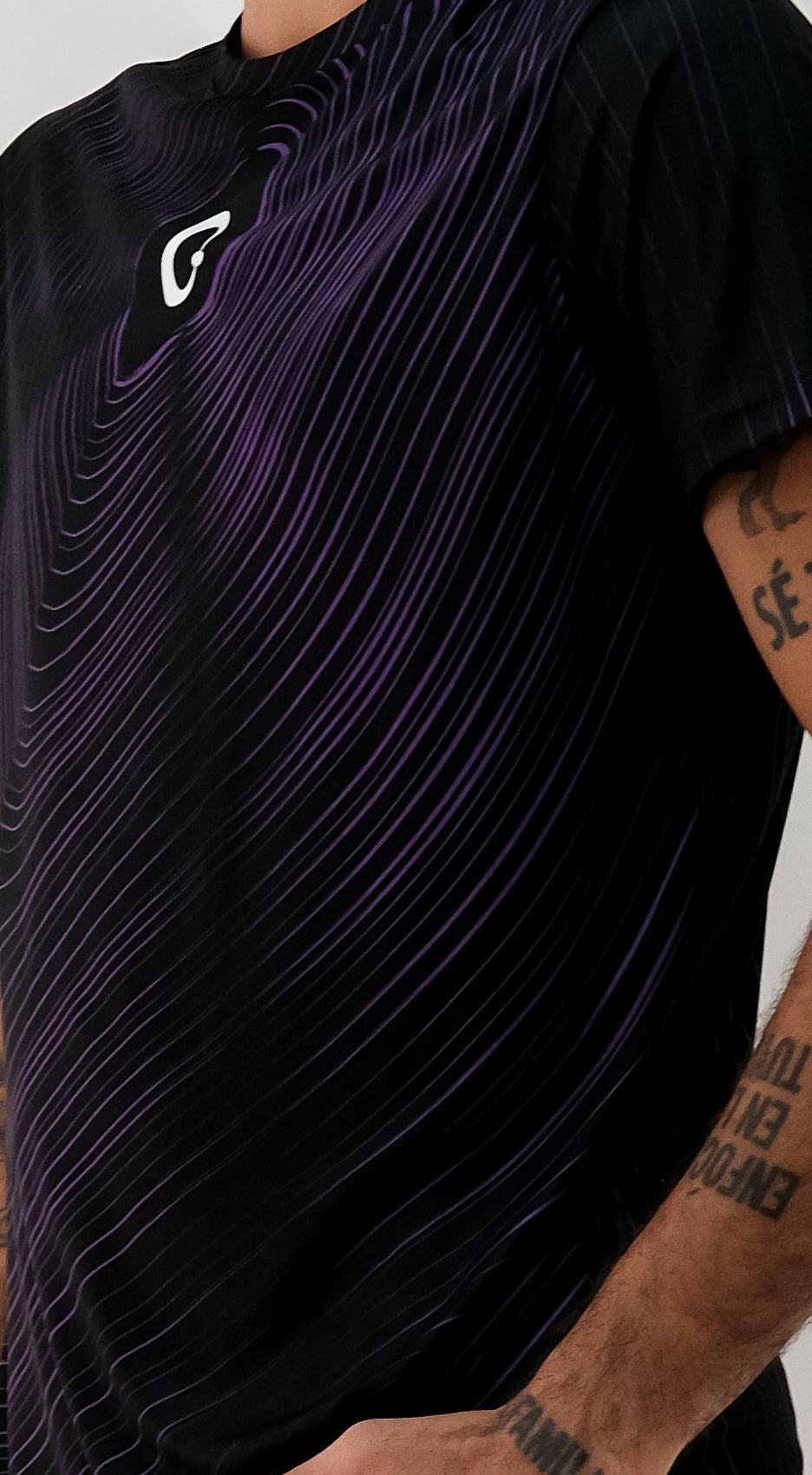 Playera Hombre Clasica Ondas Moradas