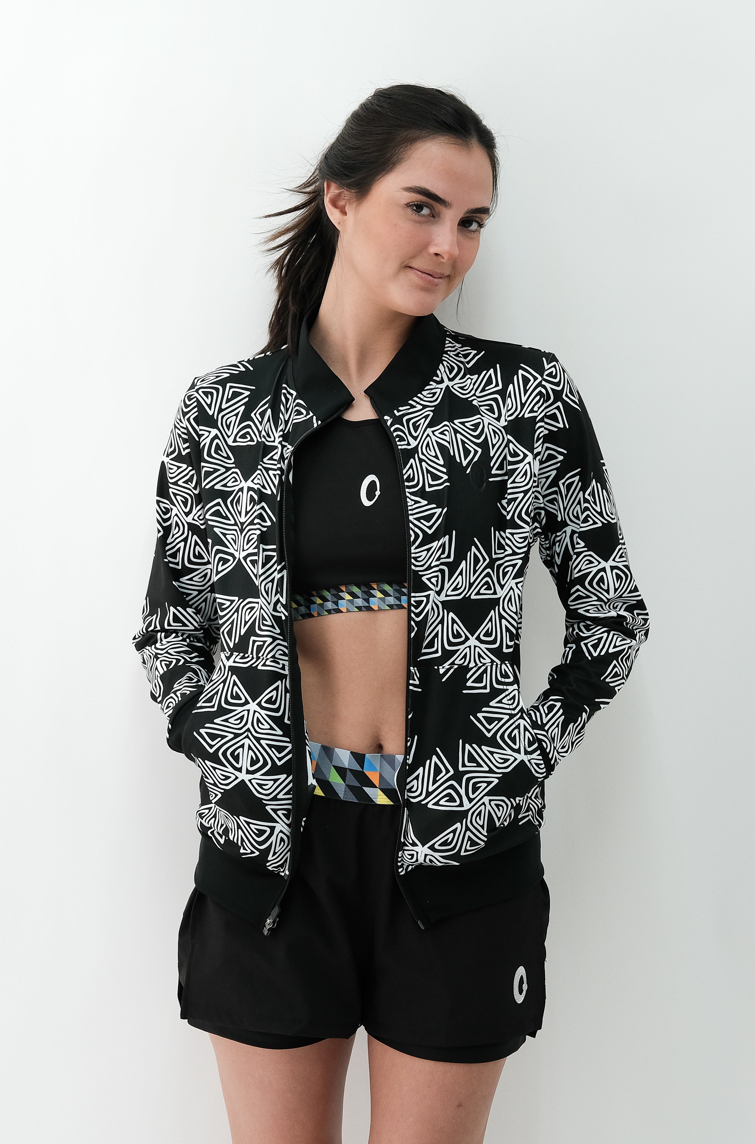 Chamarra Mujer Neck Espiral Triangular Mandala