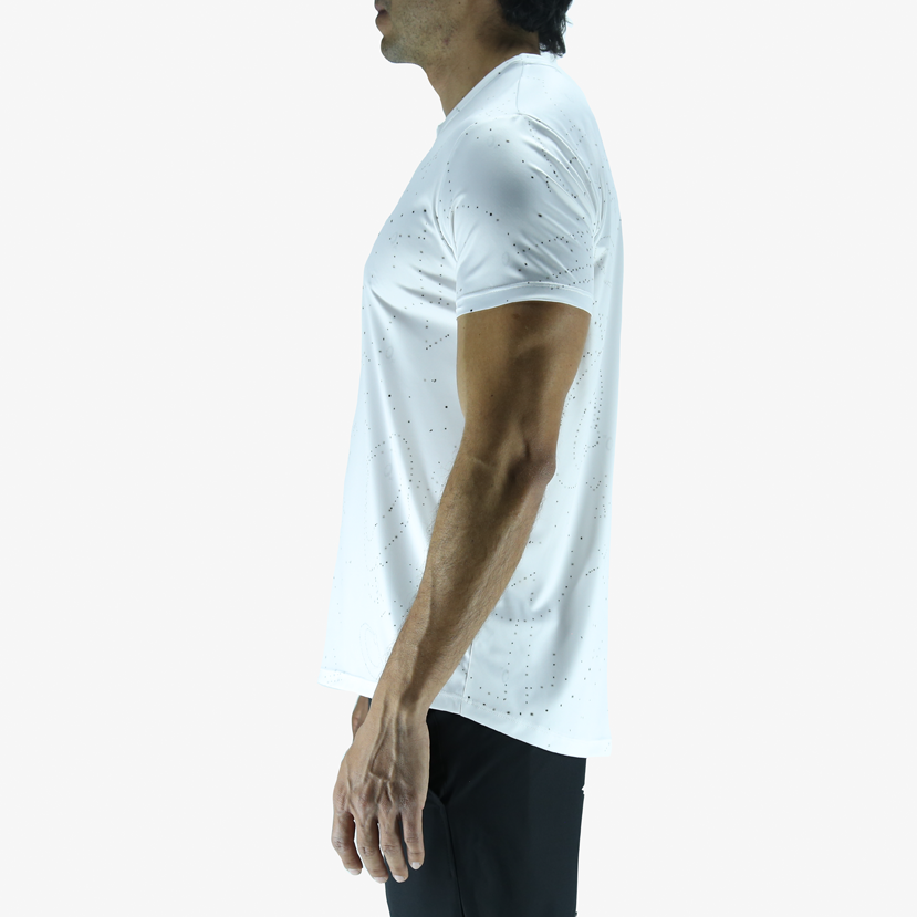 Playera Hombre Corte Clasico Constelacion "O" Blanca Reciclada